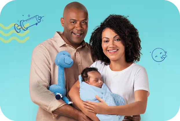 Família com pai segurando mascote Robson e mãe segurando bebê